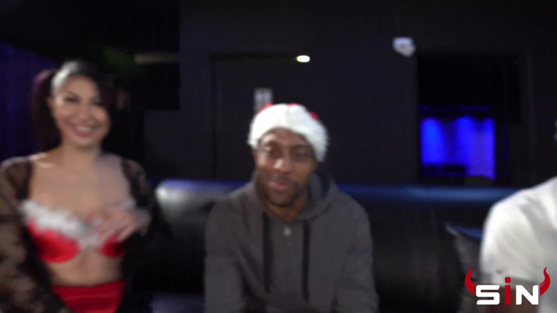 Kitty Jaguar: Merry Christmas fan bang