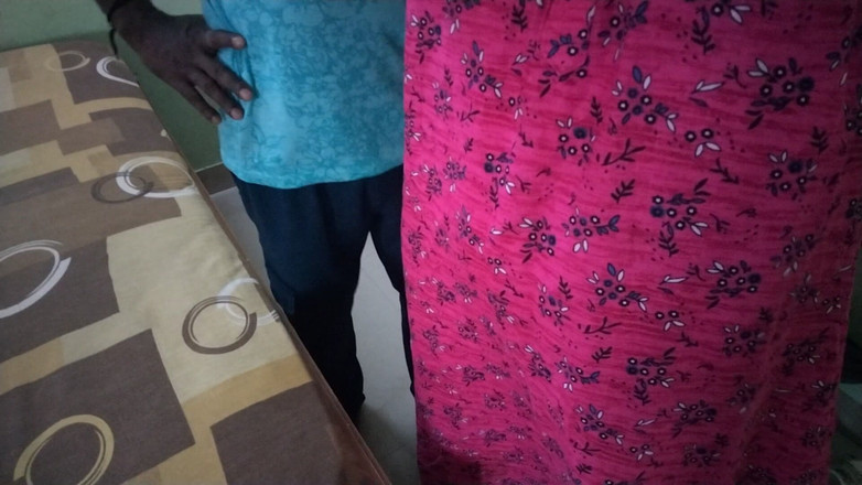 Tamil lesbian: 休息时间