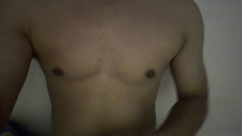 Marcorubio: Чувак, красивий мускулистий соло, сперма на члені в будинку