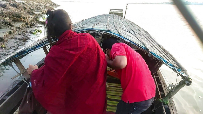 Sabina244: Video luar ruangan gadis bengali dengan kain sosis merah