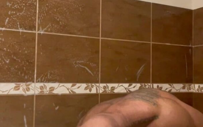 Mr. Guru: Apenas Alguns Haus Work.off Course em Badroom When Im Naked.shower...