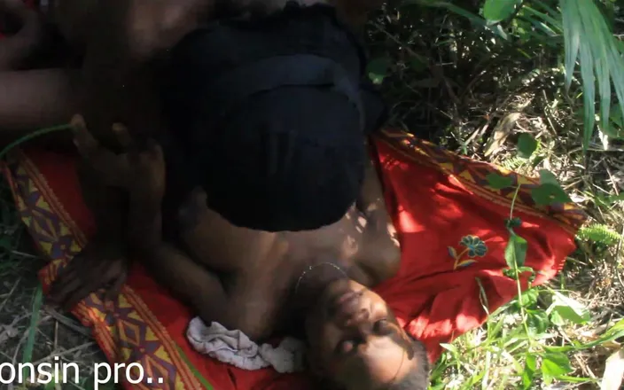 Zion: African Lovers in Bush Fucking