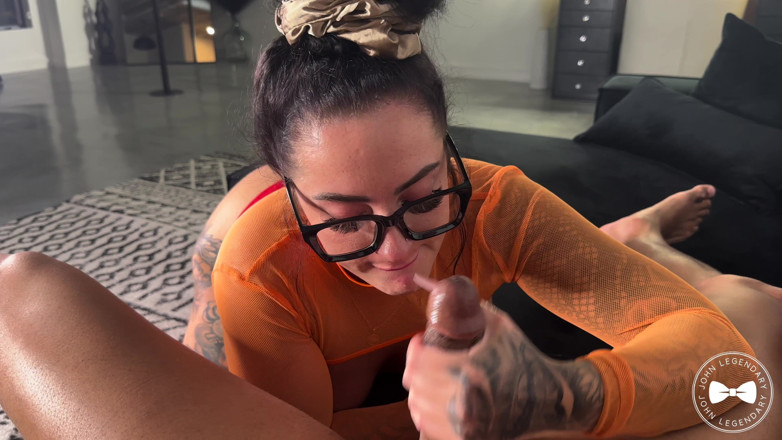 John Legendary: Thick PAWG Slut Naomi Foxx Big Booty Makes BBC Cum...