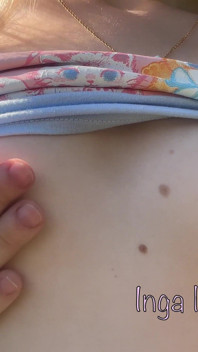 Cute Teen Girl Shows Her Tits in the Park to a Strange Man