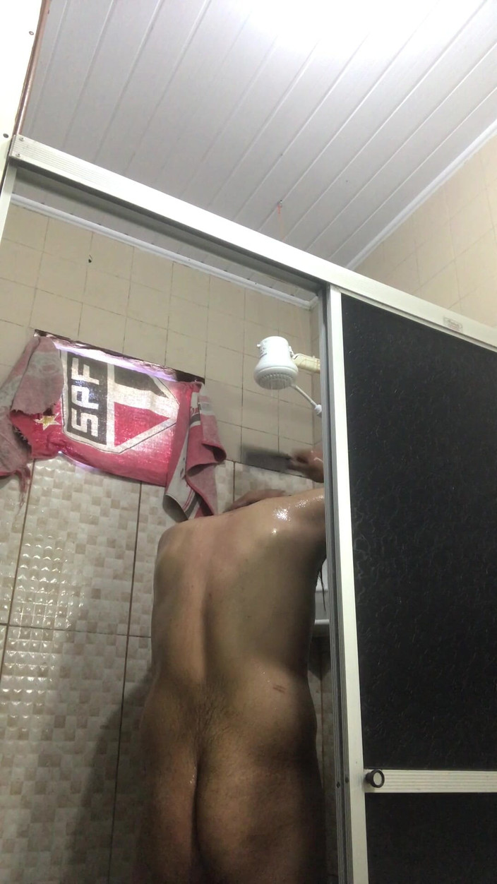 i7Bernard: शावर स्नान।