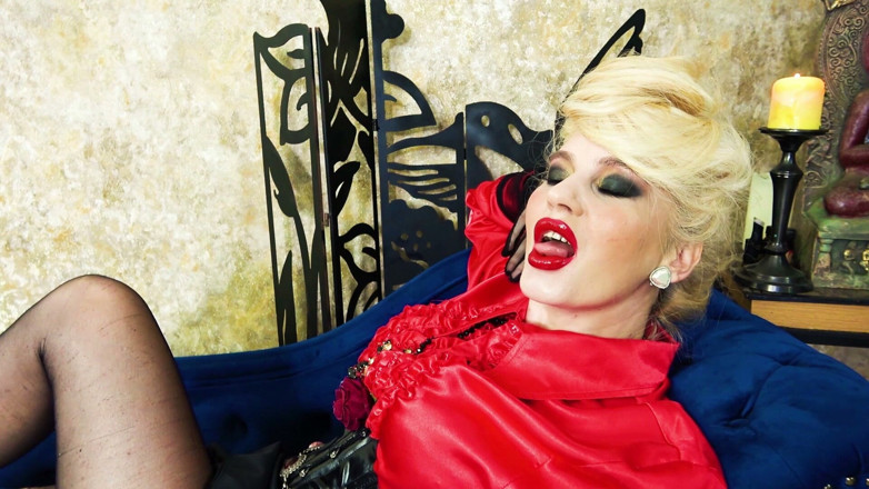Goddess Celine: Halloween Red Lipstick Kisses