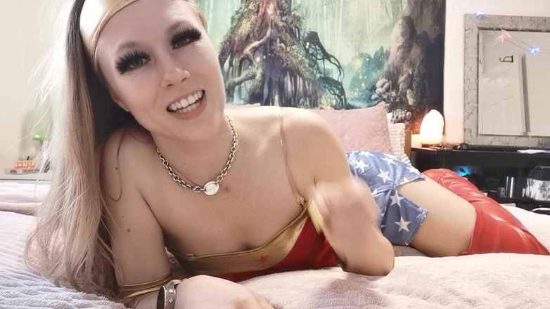 Michelle Moist: เย็ดกับ Wonder Woman JOI