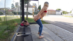 sweetfeet29: Sexy se muestra en público