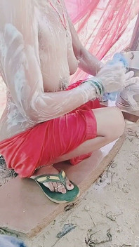 I Want to Secretly Film My Sister-in-law's Big Boobs