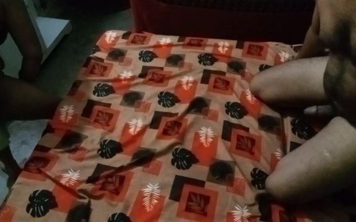 Rucku: Nyligen gifta par som har romantik.
