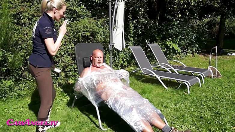 CamAngel: 报复老爸爸马厩男孩