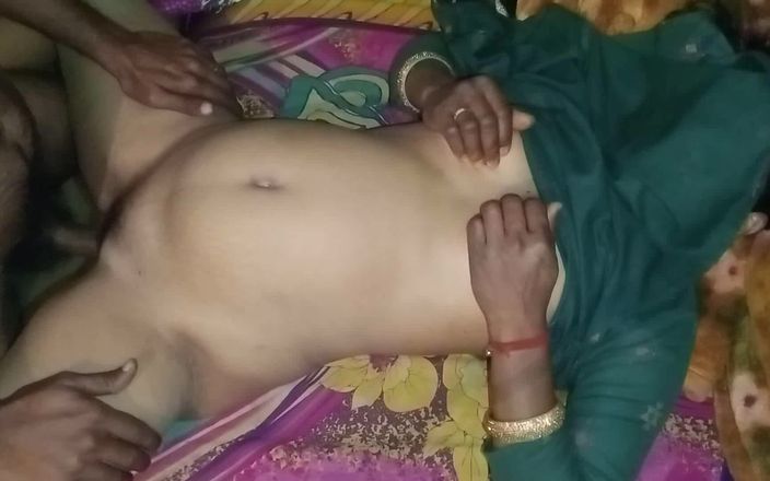 Pooja Sexy: 彼の部屋で彼の義理の兄と義理の妹のセックス