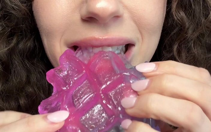 SavvyStar: Waffles Asmr Mouth Sounds Tingles Spit Sounds Fetish