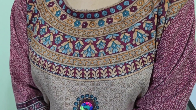 Faryal: Sousedská tetička ošukaná přichycena