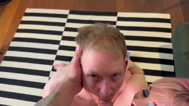 BiMFCoupleUK: Assistindo cara musculoso foder meu namorado