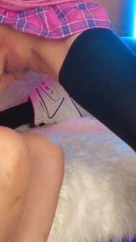 Handjob von hinten für molligen femboy
