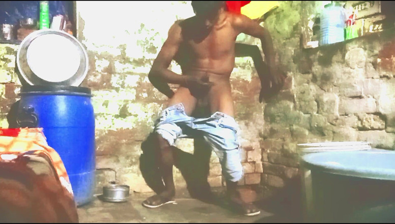 Contentformation2: Incontra un ragazzo indiano caldo scopato in cerca di uomini...