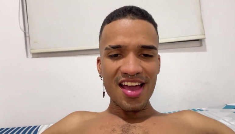 vergar4_daviid: Ficken mit dem freund meiner stiefcousin, während sie im urlaub...