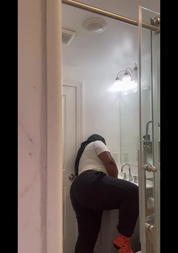 Anye Meshell: Mmmm deze ondeugende mannen kijken naar me tijdens een videogesprek