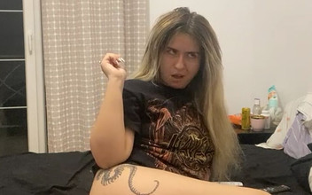 NipsAndStrips: Kentut semasa merokok dan membara