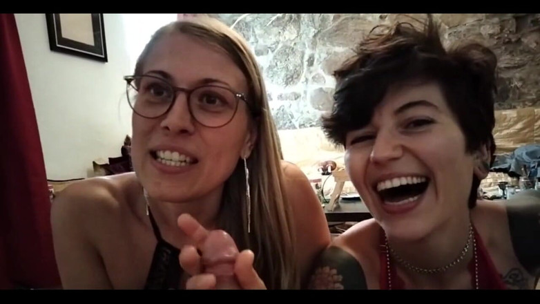 GermanPussyLove: POV Double-blowjob Dengan Natalie Dan Thea