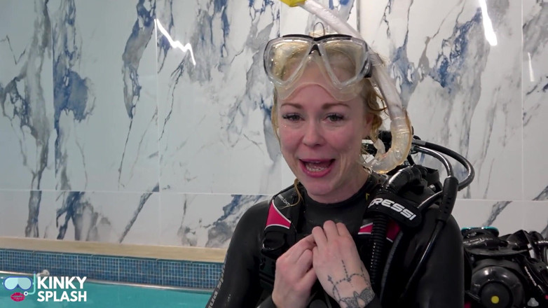UKCuteGirl Lucy Lauren: Snorkel e scuba seduzione - divertimento bagnato e selvaggio