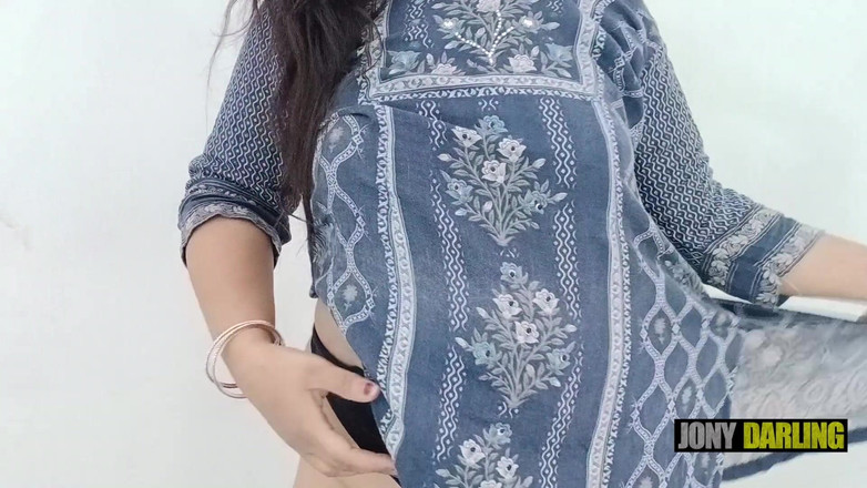 Jony Darling: Desi Dances