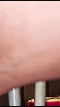 Drenaje de esperma # 3. Perra rubia pornstar drena semen en el baño Cremita anal. Detrás de cámara. Sin censura. Leche en mi culo