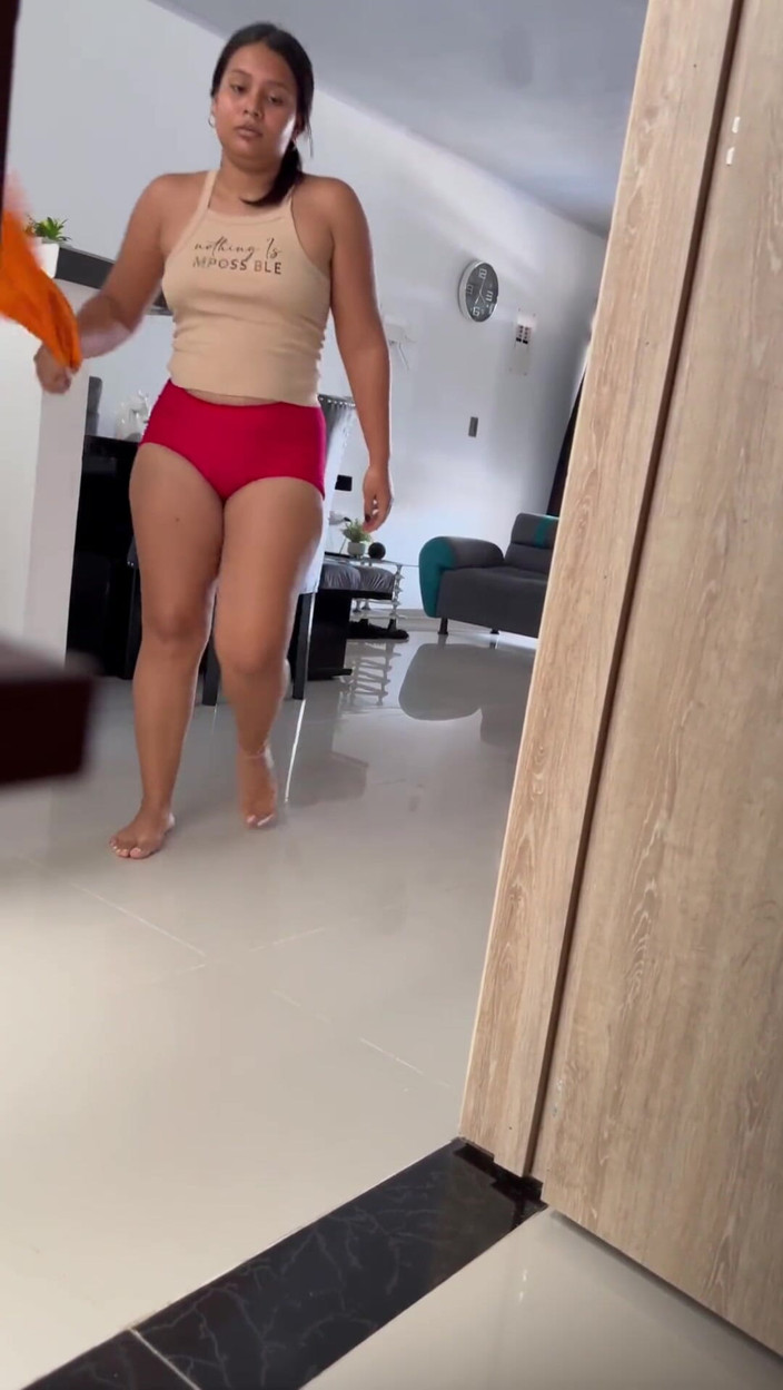 EMY_AND_JONH: Mitarbeiter wird für eine Gehaltserhöhung gefickt