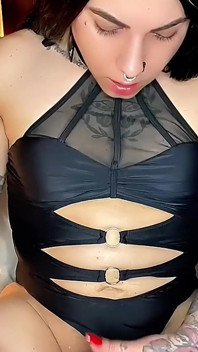 Trans ragazza schizza sborra