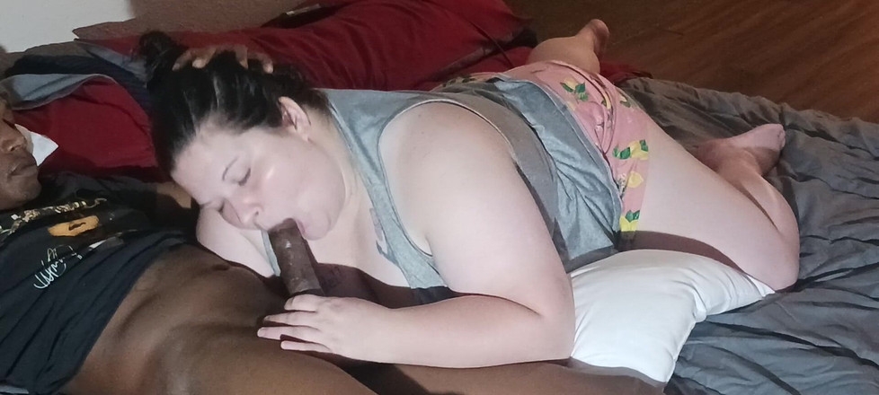 Sloppylynn: 爱我一些粗暴的大黑射在我的喉咙里