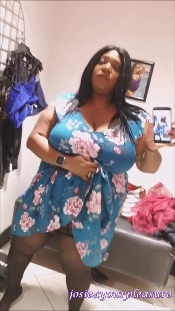 Josie4yourpleasure: BBW Torrid Fitting Room Masturbation HD