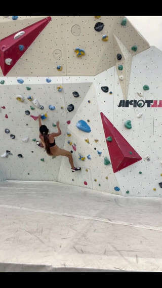 DaringKiara: Ahoj, lásko!