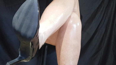 MisS Angel: Melakukannya berkaki panjang dan rakaman dekat