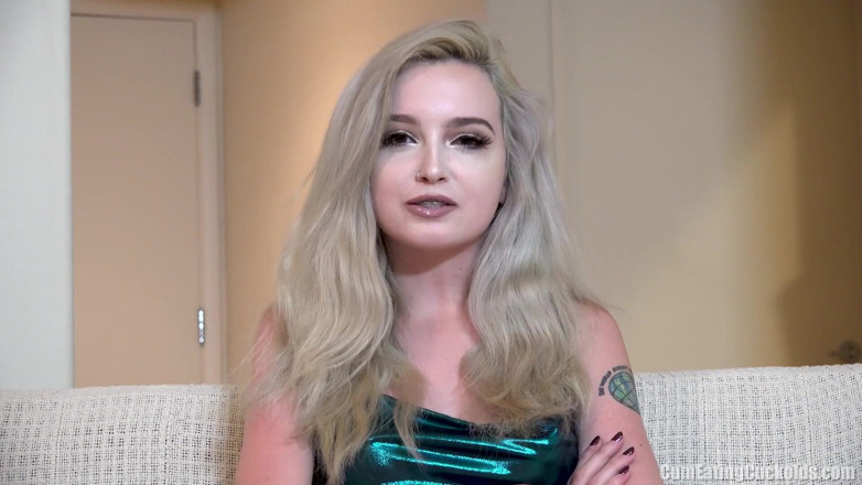 Cum Eating Cuckolds: Lexi Lore młoda i napalona