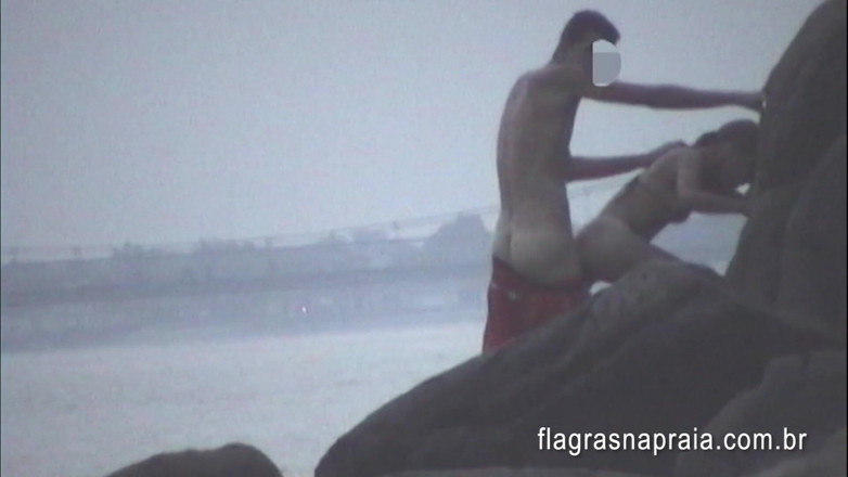 Amateurs videos: Temanku ngentot dengan seorang gadis yang kami temui di pantai