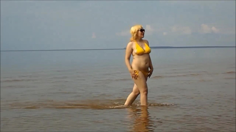 RedRoseRus: Пляж Бікіні 2