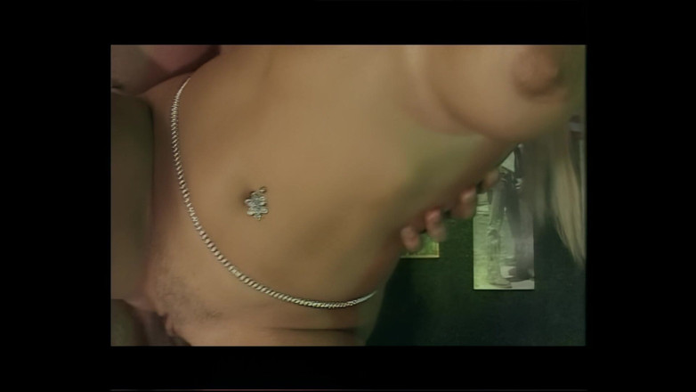 Cinema X: Big Ass Big Tits Hot Striptizerka Dostaje Anal Na Słupie