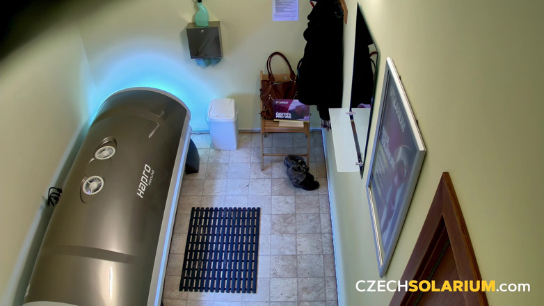 Czech Solarium: Czech Solarium 15: Busty Young Woman Exposes Everything Without a Care