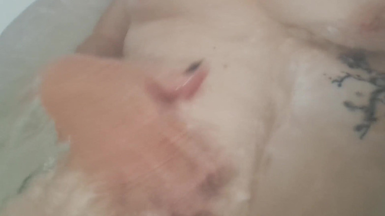 ZenitheBloodRose: 洗澡时间摩擦