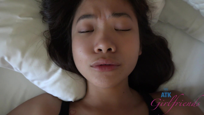 ATK Fans (Girlfriends): Percutian maya - tonton gadis-gadis ini memancut seluruh