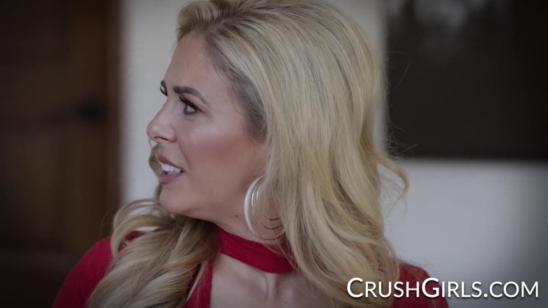 Crush Girls: Crush Girls - Cherie catches her stepdaughter Violet masturbating in bed