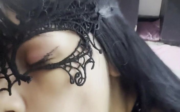 Traviesareina: 很棒的鸡巴口交，你会希望你被这样吮吸，你会立即射精