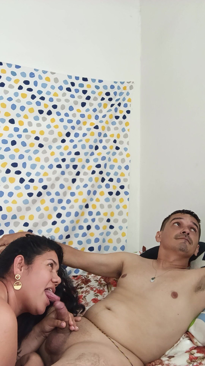 Valkyrie and Luigy Couple: Cute Girlfriend Sucking Cock