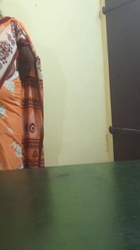 I Had the Most Beautiful Sex with a Beautiful Older Tamil Woman Wearing a Saree.