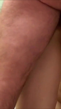 Lara italian milf(chodne laayak mammi) jo land ke lie viry nikaalti hai