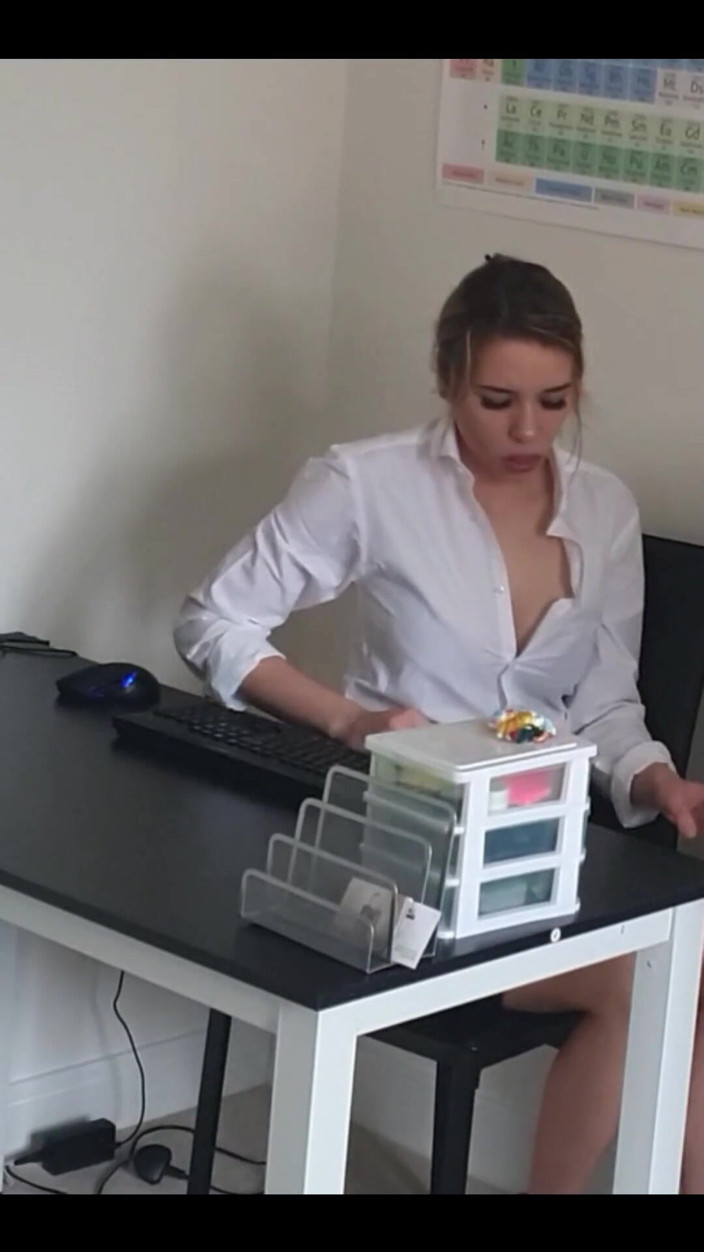 Samantha Flair: 3534937983.mp4