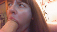 Nicoletta Embassi: Un grande dildo tutto in bocca e squirting