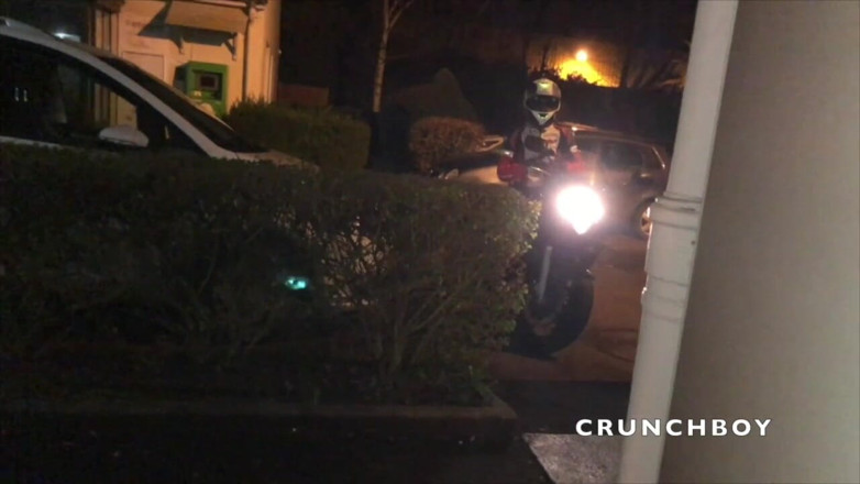 Sex humiliation with french lads: Sexuální ponížení v hotelu s hetero motorkářem