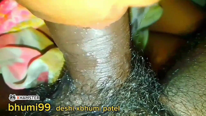 Deshi xbhumi patel: Mera heiße patni ne Mera Lund Chus Chus Kar nikal...